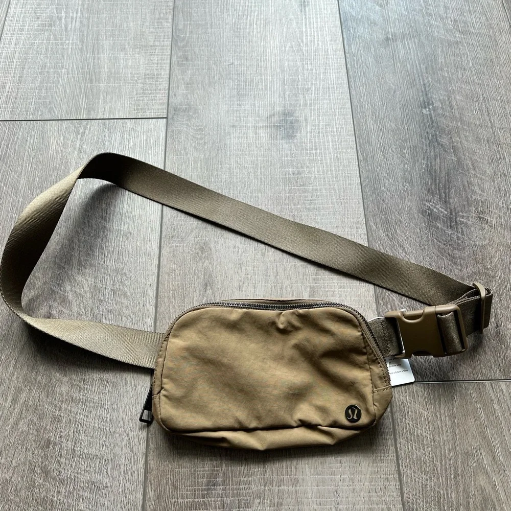 grey mini backpack purse Collsants Small Nylon for Women Backpack Ladies Fashion Backpack Small Travel Bag Daypack(grey) : Clothing, Shoes & Jewelry Cole Haan Sloane Leather Color:brown Main interior compartment and Baby/Toddler